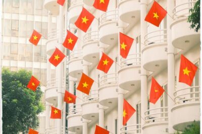 Hanoi during the National Day, hail in the Red coloring